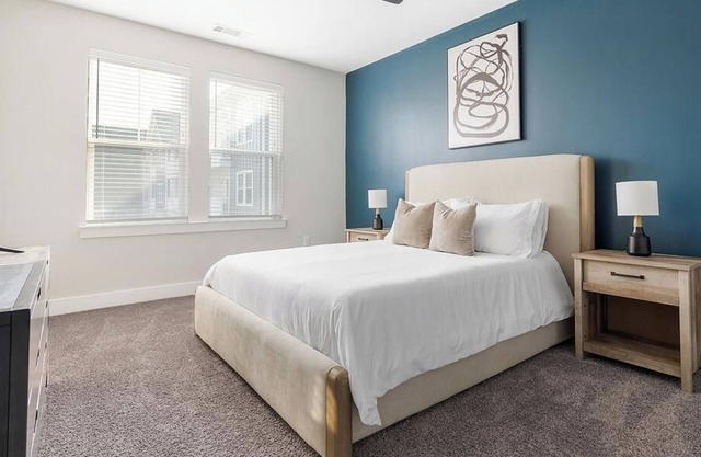 Landing at Chestnut Farm - 2 Bedrooms in Stallings