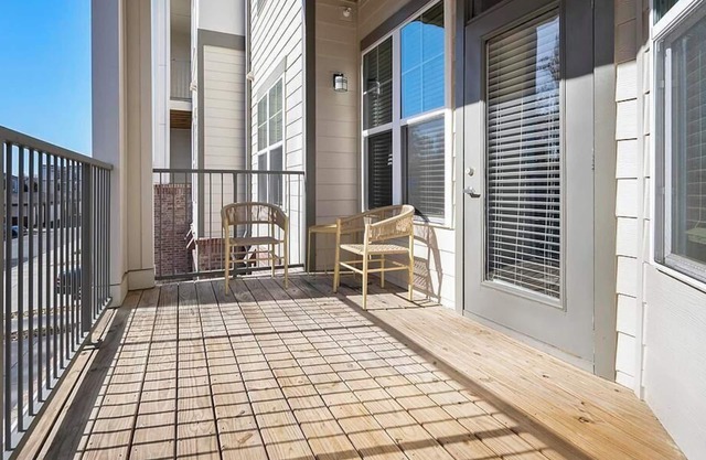 Landing at Eleven240 - 1 Bedroom in Wedgewood
