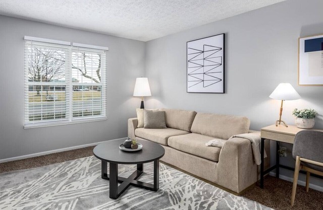 Landing at Lake Club at Polaris - 1 Bedroom in Downtown Columbus