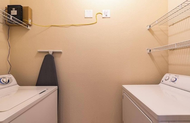 Landing at Settlers Creek - 2 Bedrooms in Downtown Fort Collins