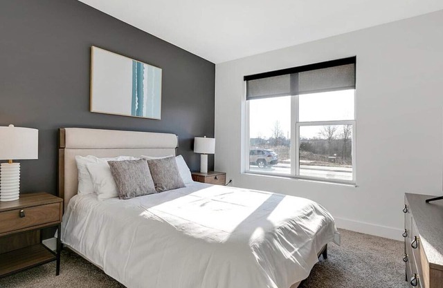 Landing at The Approach at Summit Park - 3 Bedrooms in Downtown Blue Ash