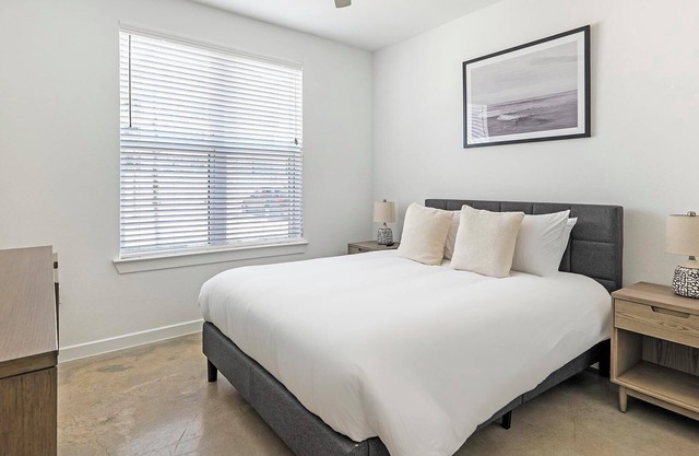 Landing at The Artesian at Bee Cave - 2 Bedrooms in Downtown Lakeway