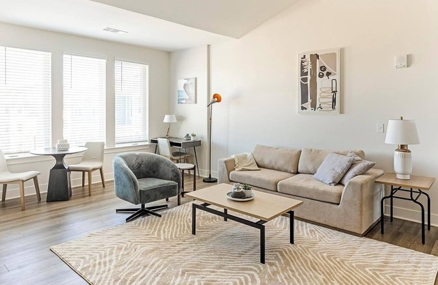 Landing at Attain at Bradford Creek - 1 Bedroom in Downtown Huntsville