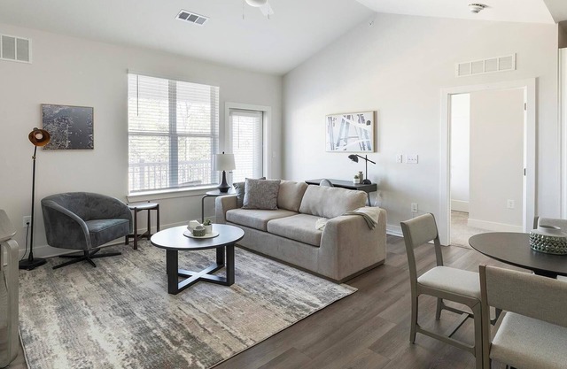 Landing at Attain at Bradford Creek - 2 Bedrooms in Downtown Huntsville