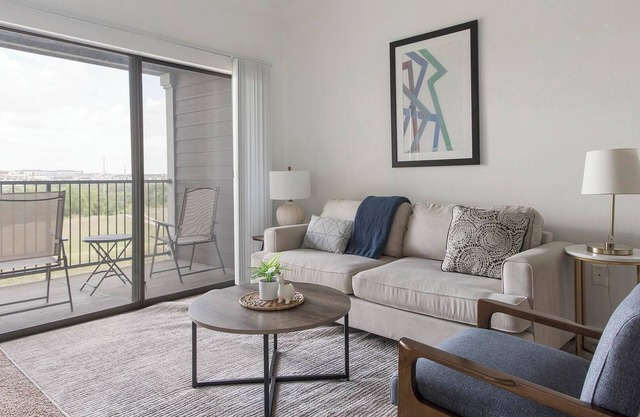 Landing at Preserve at Rolling Oaks - 2 Bedrooms in Rolling Oaks