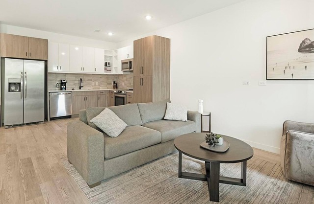 Landing at 1510 Belleville - 1 Bedroom in Scott's Addition Historic District