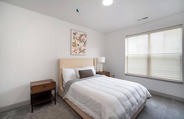 Landing at The Village at Stetson Square - 2 Bedrooms in Corryville