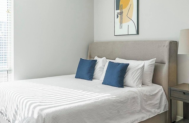 Landing | Stunning Studio, Rooftop Lounge, Gym