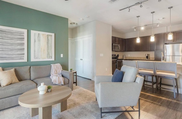 Landing at Lakeview Villas - 2 Bedrooms in New Braunfels