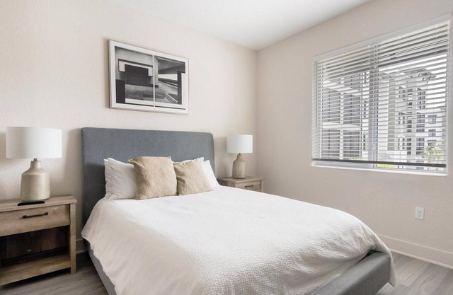 Landing at Gateway Commons - 2 Bedrooms in Ellenton