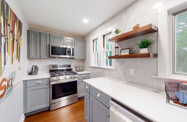 Landmark home with incredible mountain views, saltwater pool & hot tub