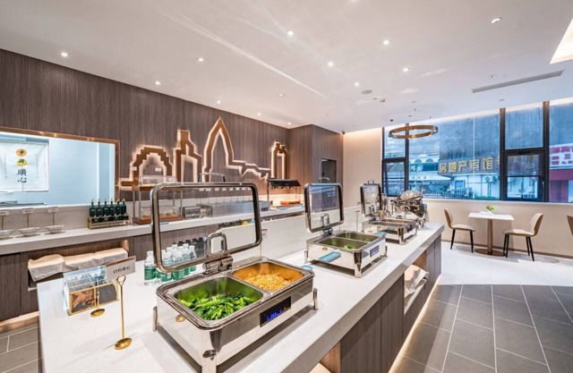 Lang Ritz Hotel Lo Wu Port