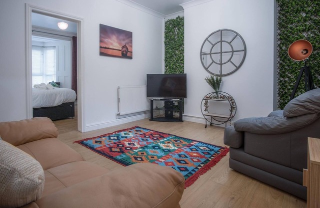 Langland Road - 1 Bedroom Apartment - Mumbles