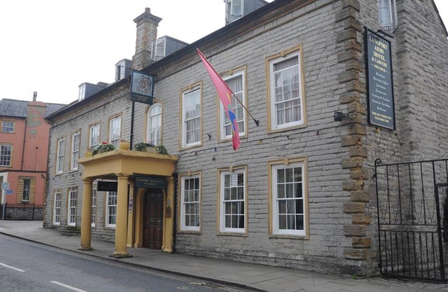 Langport Arms Hotel