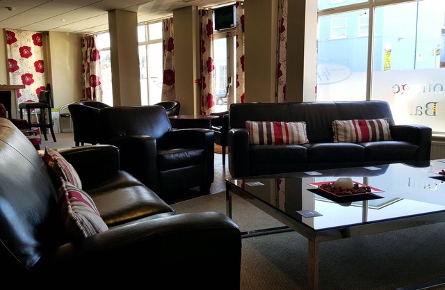 Langtry Hotel