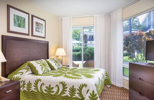 Large 1 BR Condo at Club Wyndham Mauna Loa Village