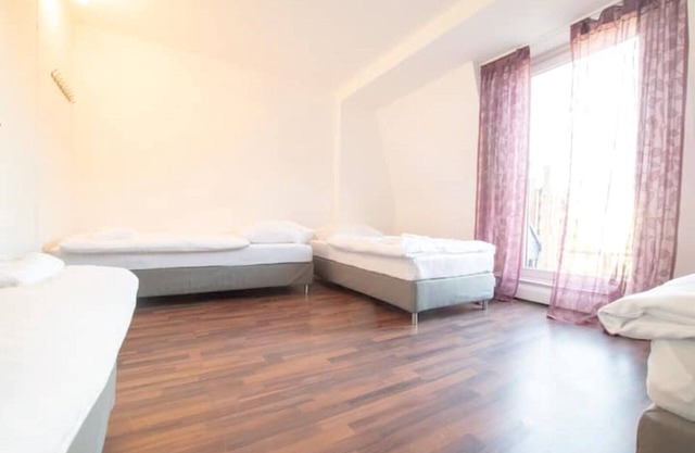Large 3-room maisonette with terrace