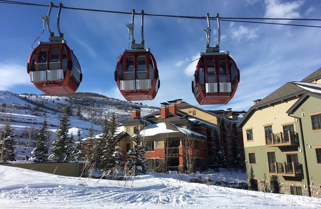 Miners Club ** Ski-in / Out ** Luxe, grande 4 chambres + Loft, les meilleurs tarifs, piscine, plus