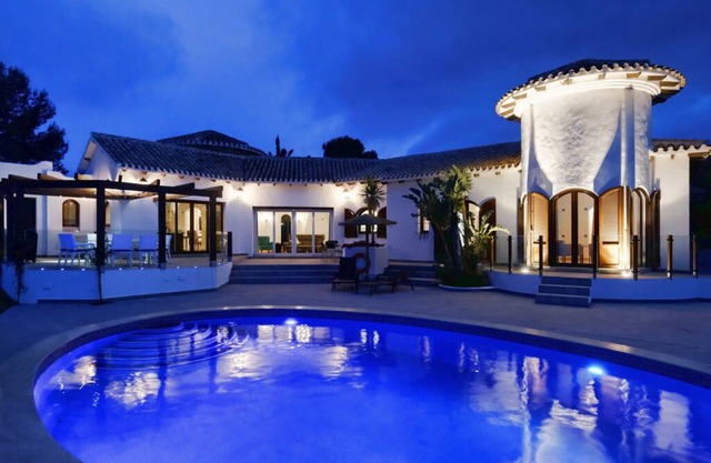 Grand privée 4 Chambre End- Of- Fairway Villa Avec Piscine