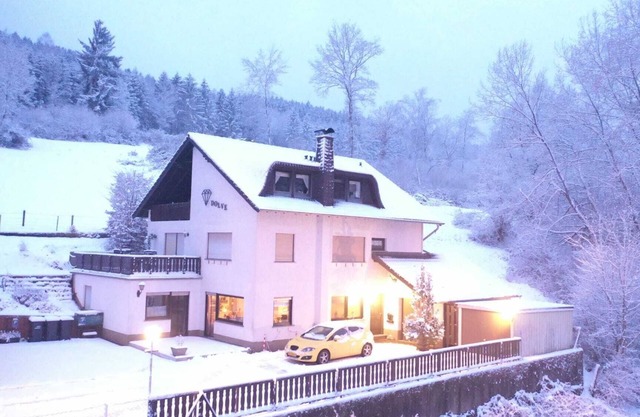 Large Apartment in the Vulkaneifel located on a mountain!!! Up to 12 people Middle