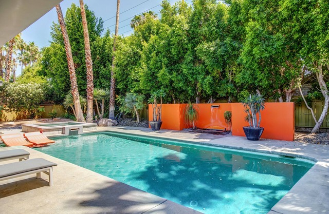 Superbe maison de 5 chambres à Palm Springs avec vue sur la montagne!