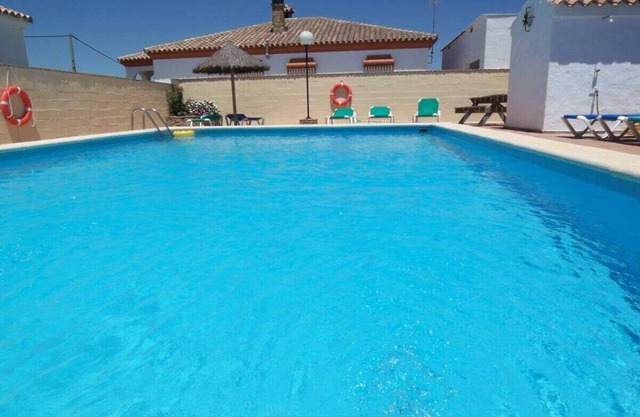 Bungalow pour 4 pers., Avec gr. Piscine communautaire, Wi-Fi, jardin privé, supplémentaire. Cuisine extérieure & amp; gril