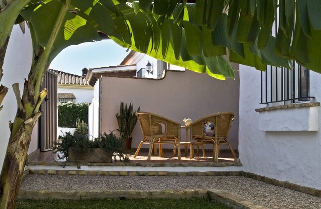 Bungalow pour 4 personnes, avec gr. Piscine communautaire, WiFi, jardin privé, supplémentaire Cuisine extérieure et amp; gril