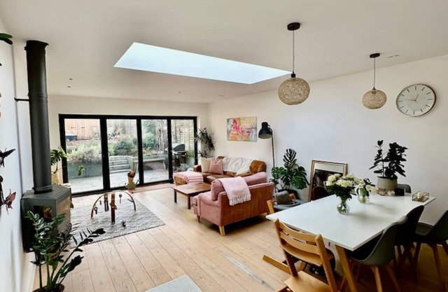 Large, contemporary home in leafy East Dulwich