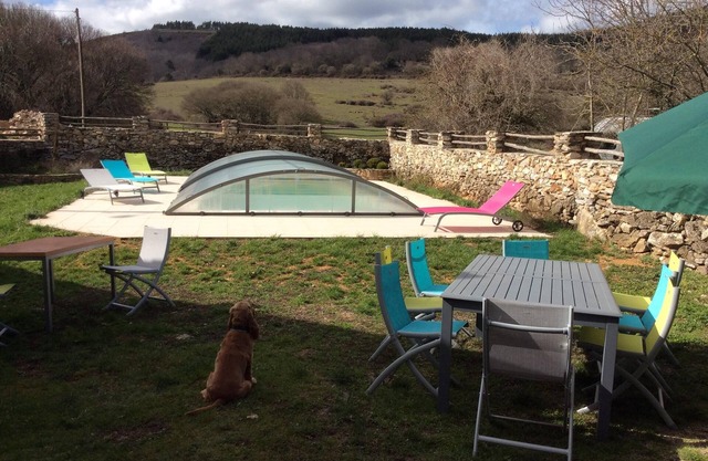 Grande maison campagnarde du 19ème siècle entièrement rénovée avec piscine