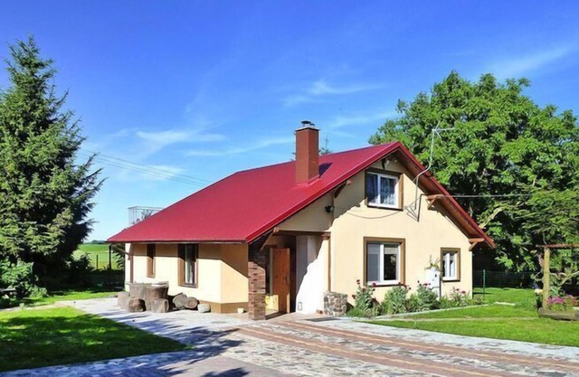 Large, detached holiday home for up to 10 people, Wiejkowko