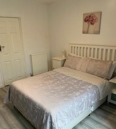 Large double room OVO Wembley stadium