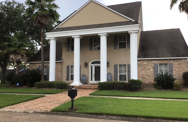 Grande maison de divertissement exécutive de 3 chambres à coucher à Baton Rouge