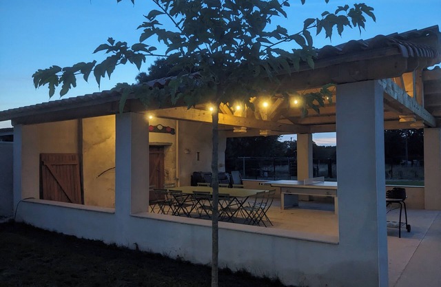 Grand gîte pour 11 personnes, 5 chambres, proche de La Rochelle