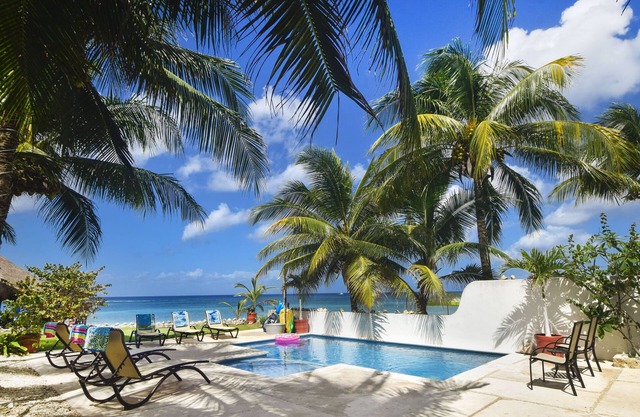 Grands groupes, la plage des villas avec piscine, personnel