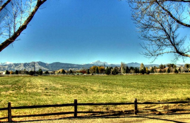 Large Home, Near Boulder, Fenced Yard/Dogs 2 Ok