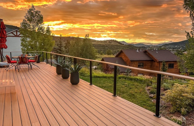 Large home with private hot tub and views for miles!