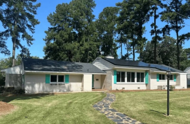 Large House/8 beds/ Pool table