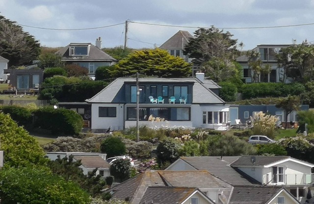 Grande maison avec vue sur la mer sur la côte nord des Cornouailles, à 400m de la plage de Mawgan Porth