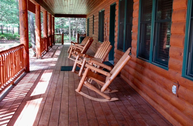 Grand lodge parfait pour une escapade relaxante et tranquille