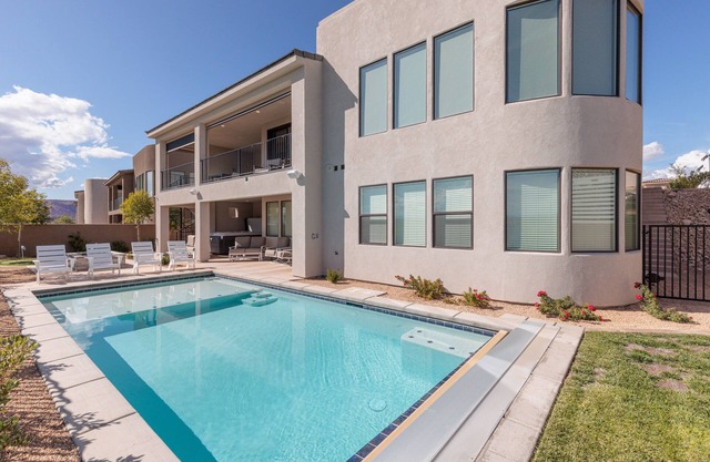 Large Luxury Home with Private Pool and Hot Tub *NEW LISTING*
