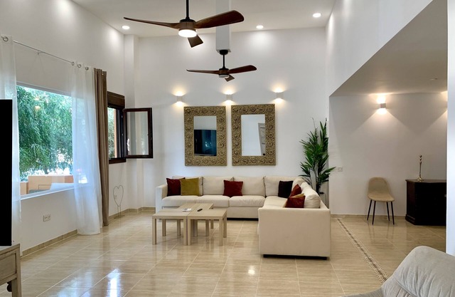 Large New Housing -Pool -12 pers. BEACH within walking distance