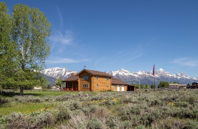 Large private home near Grand Teton National Park