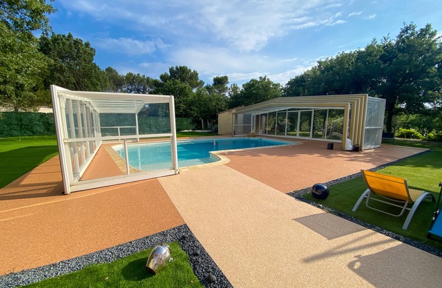 Grande villa provençale de charme idéale pour 2 ou 3 familles
