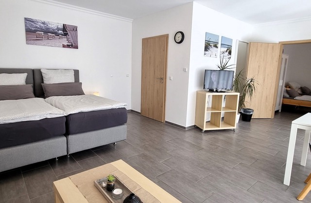Grand appartement calme avec jardin d'hiver et terrasse!