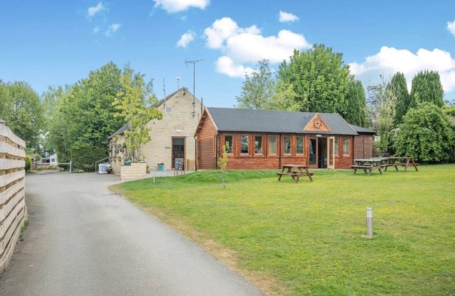 Large superior one-bedroom lodge with hot tub for two adults.