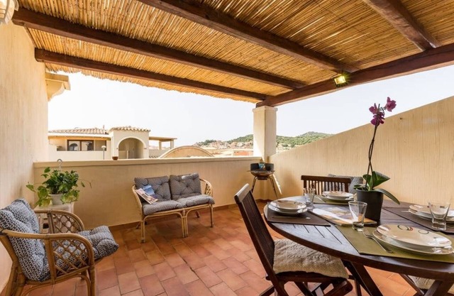 Grand appartement de trois pièces sur deux niveaux avec wifi