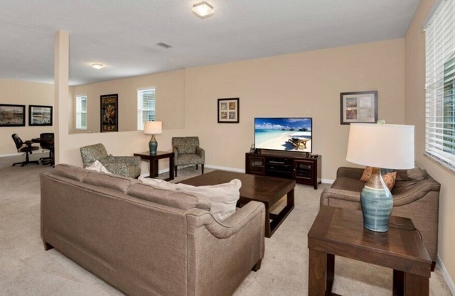 Large Villa at budget price! 1042TD