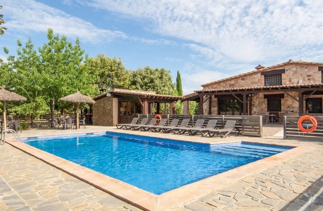 Gîte rural pour 20 personnes, à 45 minutes de Barcelone, BBQ, WiFi