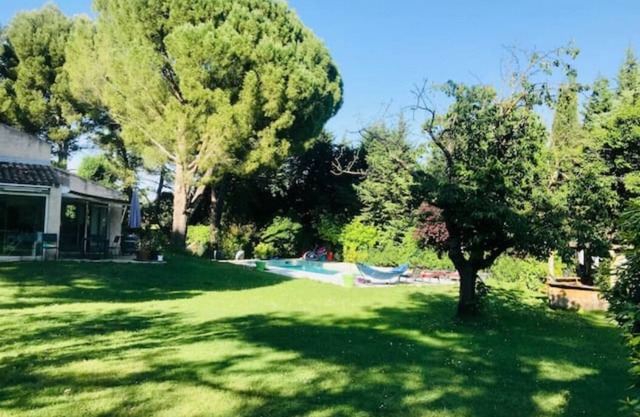 Grande villa avec piscine dans campagne aixoise