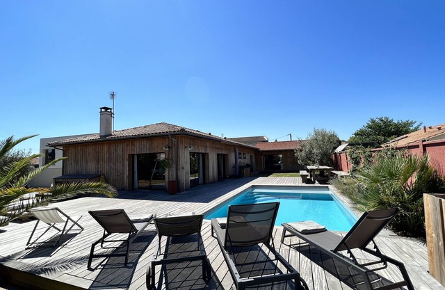 Grande villa avec piscine aux portes de Bordeaux